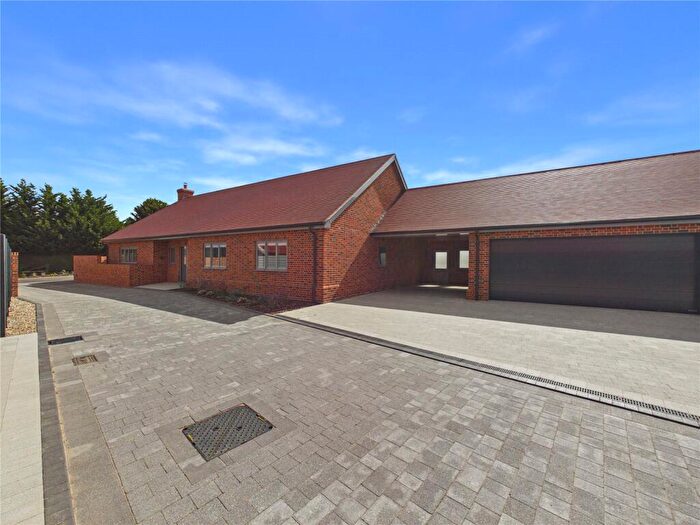 3 Bedroom Bungalow For Sale In Barn, Lorford Close, Hintlesham, Ipswich, Suffolk, IP8