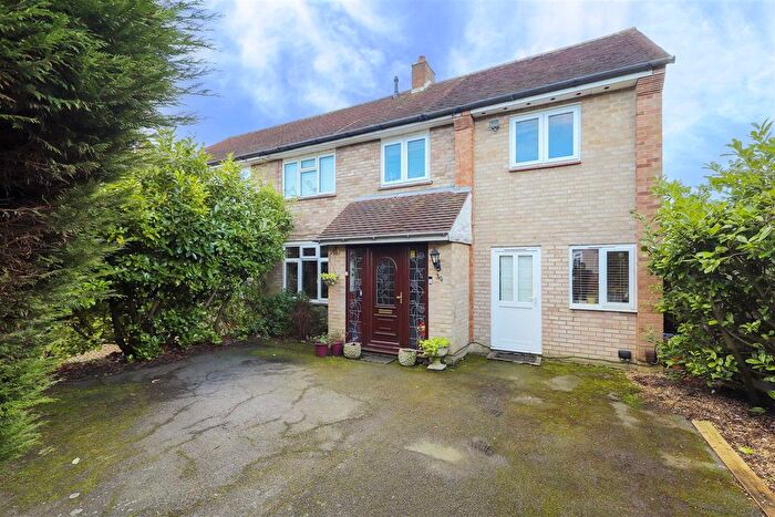 5 Bedroom Semi-Detached House For Sale In Sullivan Crescent, Harefield, UB9