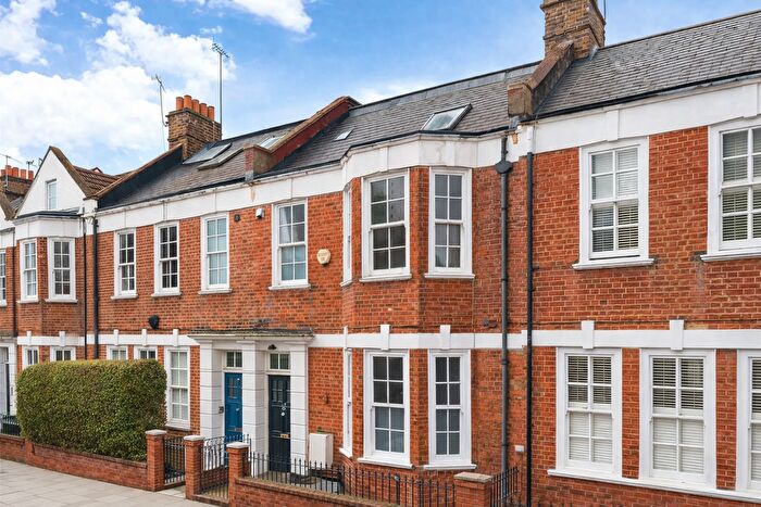 4 Bedroom Property To Rent In Sedlescombe Road, SW6