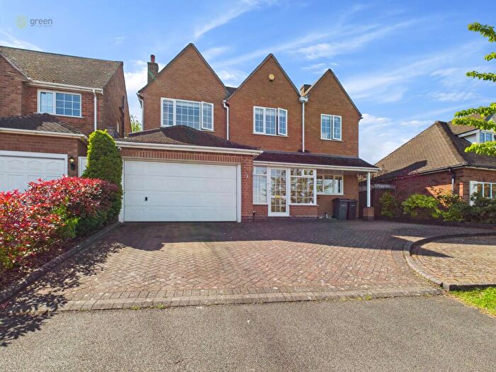 4 Bedroom Detached House For Sale In Kempson Avenue, Wylde Green, Sutton Coldfield, B72
