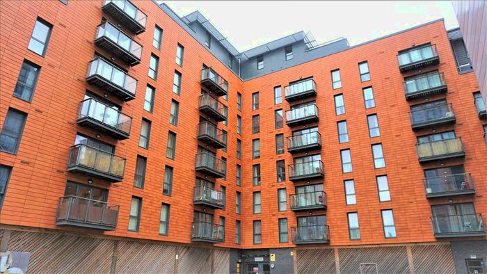 2 Bedroom Flat To Rent In Rivington Apartments, Railway Terrace, Slough, SL2