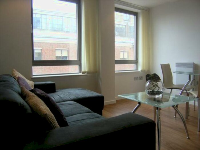 Flat To Rent In Basilica, King Charles Street, Leeds, LS1