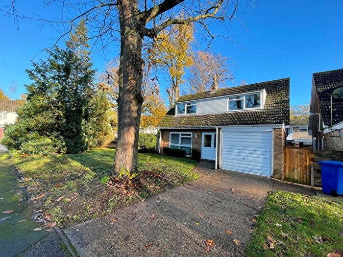 3 Bedroom Detached House To Rent In Woodlands Way, Mildenhall, IP28