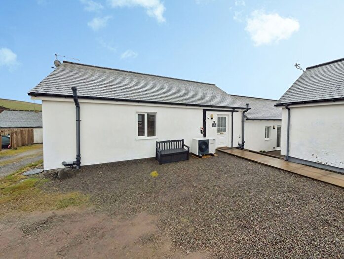 2 Bedroom Semi-detached Bungalow For Sale In Mountain Lodge, Wanlockhead, ML12