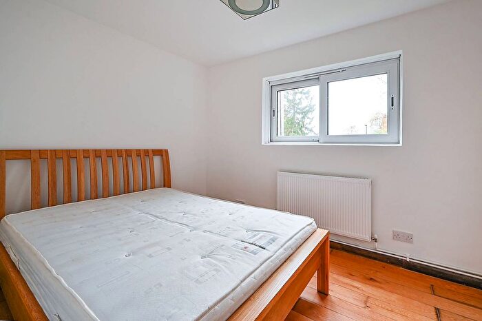 1 Bedroom Flat For Sale In Cleveland Road, Ealing, London, W13
