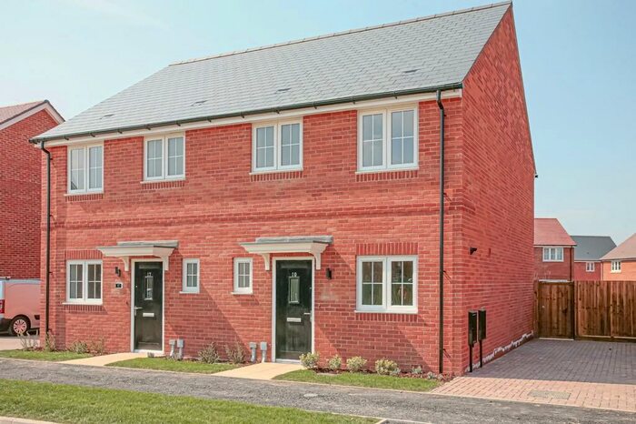 2 Bedroom Semi-Detached House To Rent In Bell Weather Furlong, Benson, Wallingford, OX10