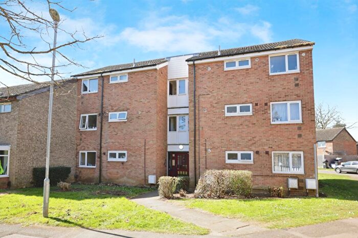 1 Bedroom Flat For Sale In Greatmeadow, Northampton, NN3