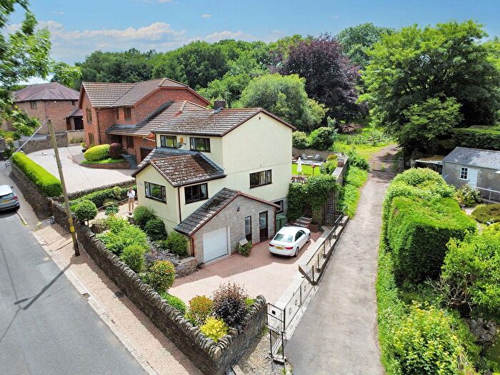 4 Bedroom Detached House For Sale In Llanfabon Road, Nelson, Treharris, CF46