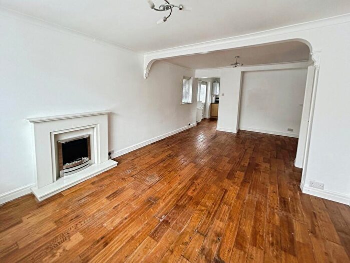 3 Bedroom Semi Detached House To Rent In Weymouth Road, Eccles, Manchester, Greater Manchester, M30