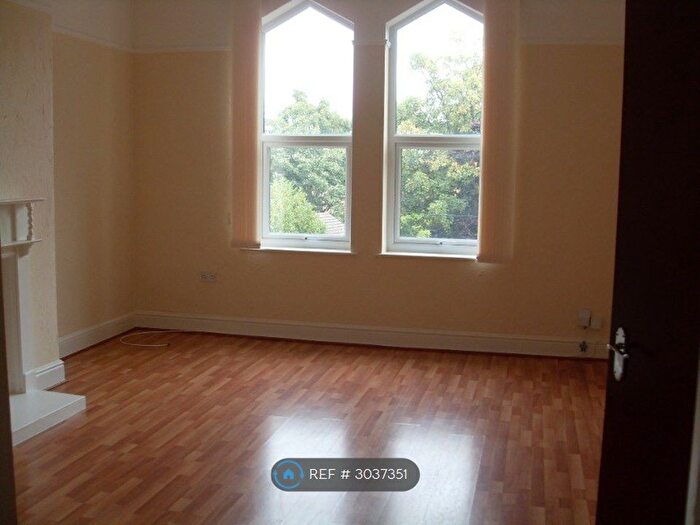 2 Bedroom Flat To Rent In Alton Rd, Wirral, CH43