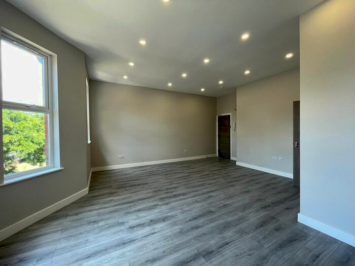 1 Bedroom Flat To Rent In Upper Clapton Road, London, E5