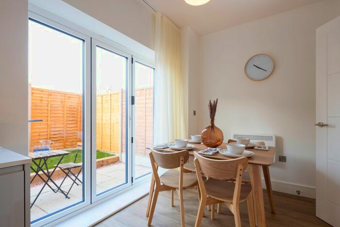 3 Bedroom Flat To Rent In Soho Wharf, Hopper Street, B18