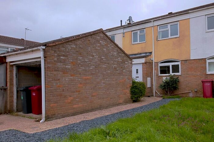 3 Bedroom Terraced House To Rent In Teesdale Road, Slough SL2