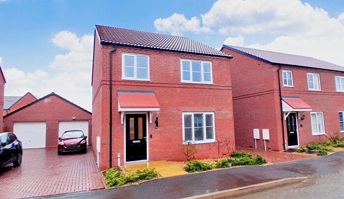 4 Bedroom Detached House For Sale In Tayberry Way, Whittlesey, Peterborough, PE7