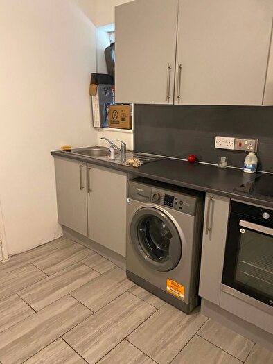 Studio To Rent In Bowen Drive, London, SE21