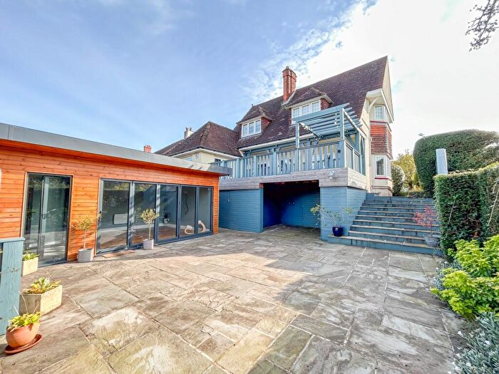 5 Bedroom Detached House For Sale In Woodville Road, Newport, NP20