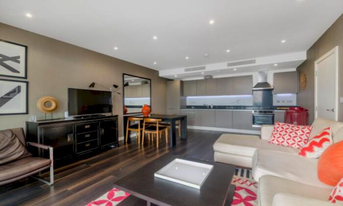 2 Bedroom Flat To Rent In Ealing Road, Brentford, TW8