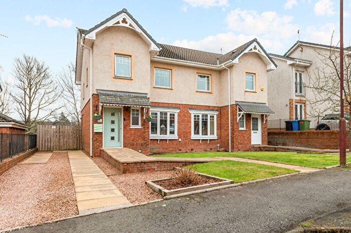 3 Bedroom Semi Detached House For Sale In Donaldson Avenue, Alloa, FK10