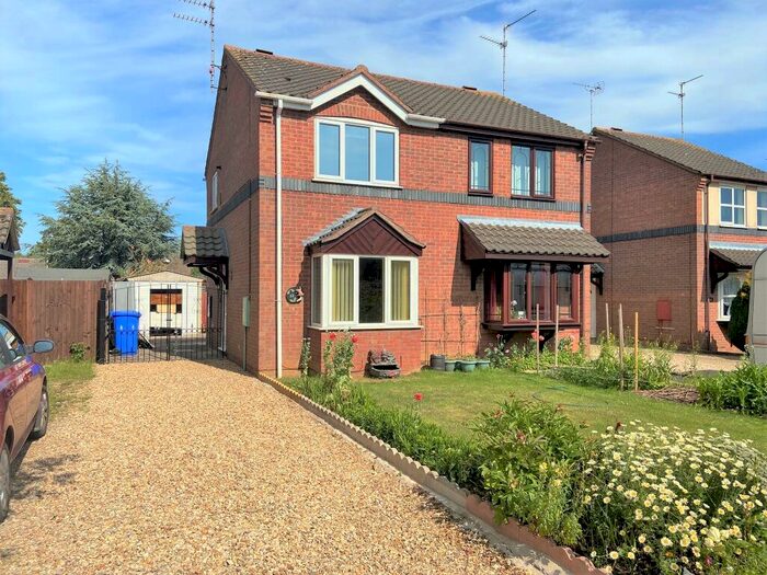 2 Bedroom Semi-Detached House To Rent In St Nicholas Close, Boston, PE21