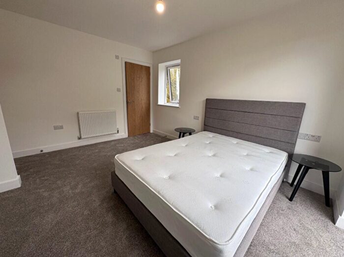 2 Bedroom Apartment To Rent In Rathmell View, Leeds, West Yorkshire, LS15