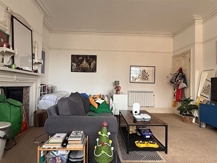 Studio To Rent In Fourth Avenue, Hove, BN3