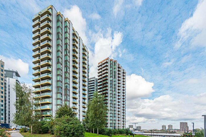 2 Bedroom Flat For Sale In Norton House, Woolwich, London, SE18