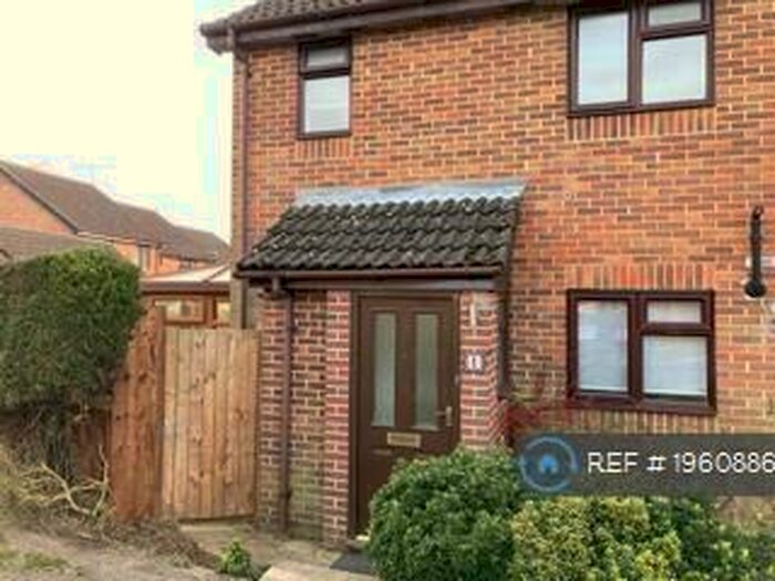 1 Bedroom Semi-Detached House To Rent In Harkness Drive, Waterlooville, PO7