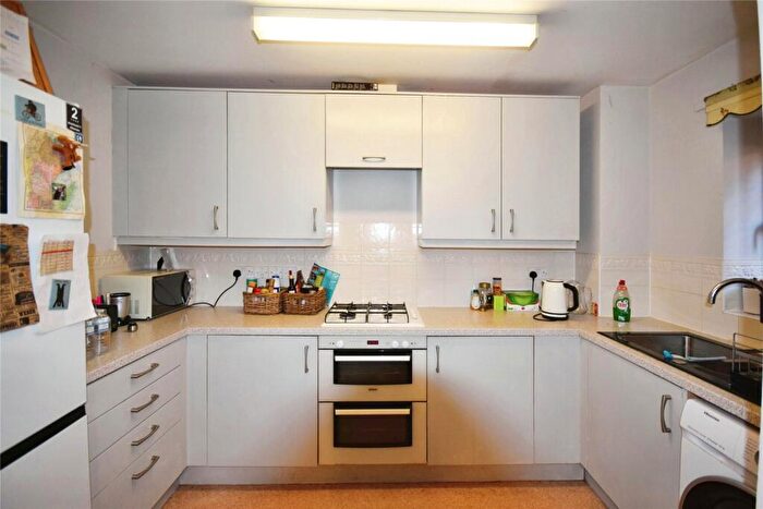 1 Bedroom Apartment For Sale In Ashdene Gardens, Reading, RG30