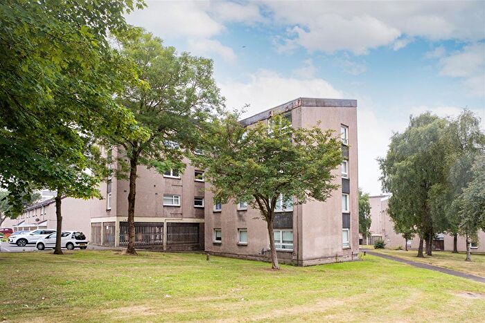 2 Bedroom Flat For Sale In Primrose Crescent, Motherwell, ML1