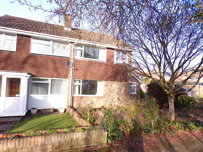 3 Bedroom House To Rent In Ringwood, BH24