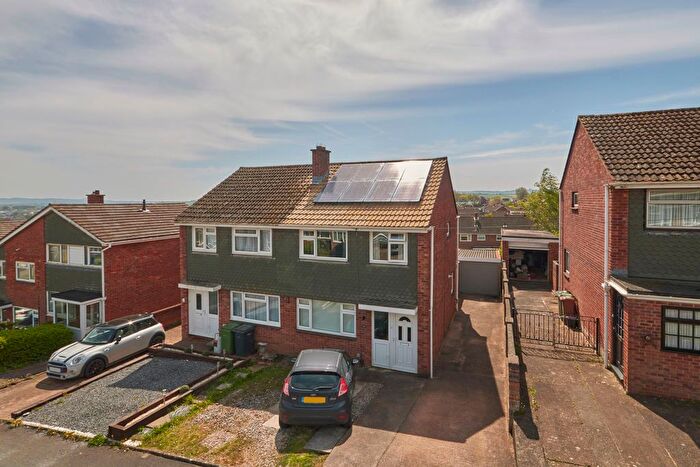 3 Bedroom Semi Detached House For Sale In Barley Farm Road, Exeter, EX4