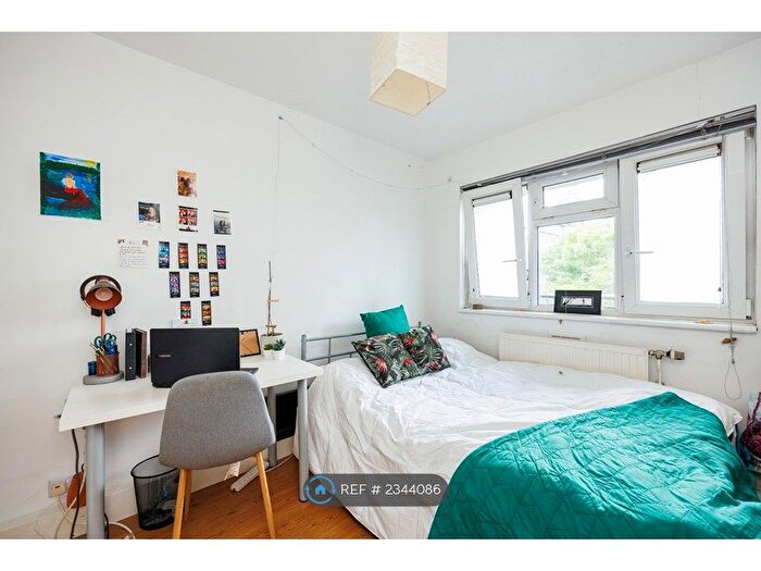 4 Bedroom Flat To Rent In Barnabas House, London, EC1V