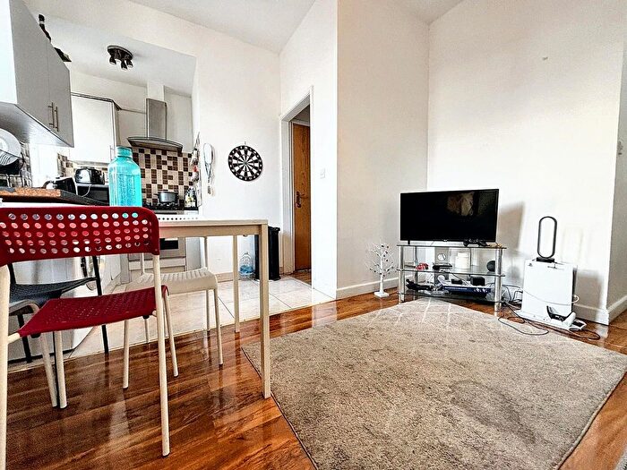 2 Bedroom Flat To Rent In Fff City Road, Bristol, BS2