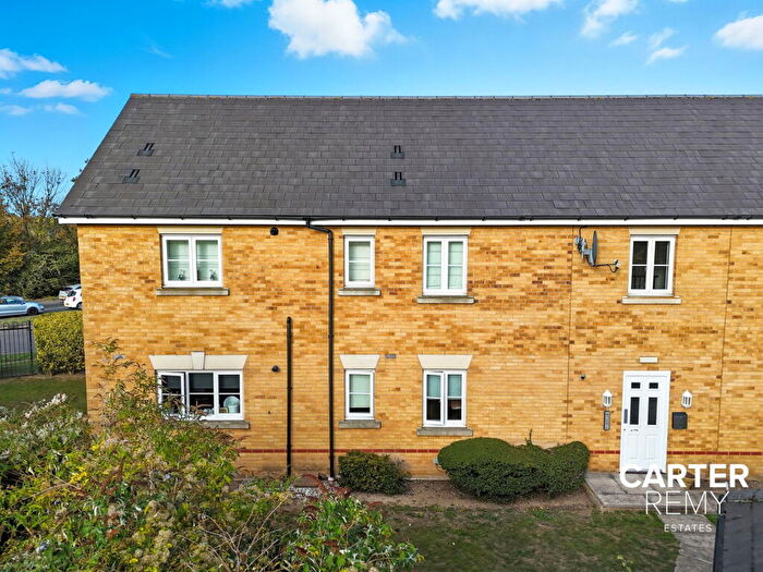 2 Bedroom Apartment For Sale In Brandon Close, Chafford Hundred, Grays, RM16