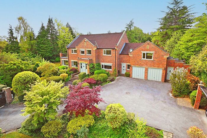 5 Bedroom Detached House For Sale In Fulwith Mill Lane, Harrogate, HG2