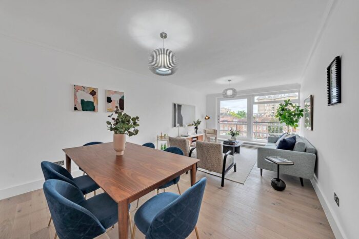2 Bedroom Flat For Sale In Sheringham, St. John's Wood Park, NW8