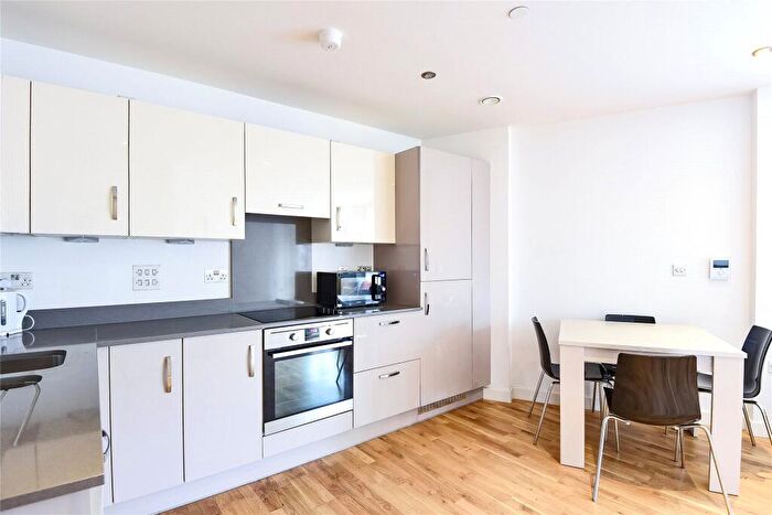 2 Bedroom Apartment To Rent In Hewitt, Alfred Street, Reading, Berkshire, RG1