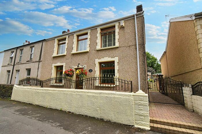 3 Bedroom Semi-Detached House For Sale In Jersey Road, Bonymaen, Swansea, SA1
