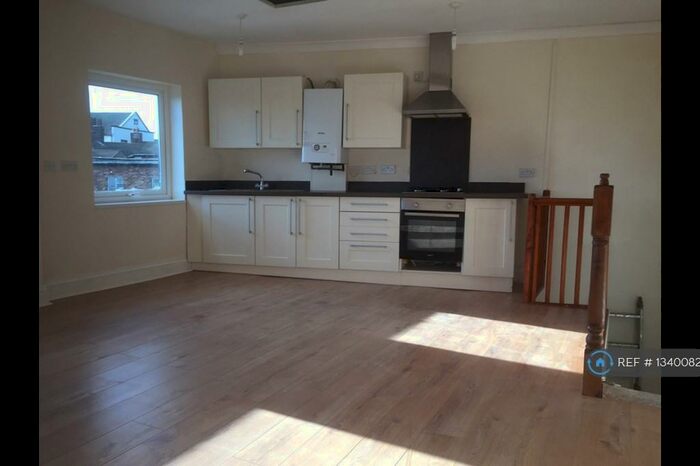 1 Bedroom Flat To Rent In Wesley Street, Stoke On Trent, ST6