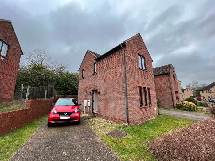 2 Bedroom Semi-Detached House To Rent In Robertson Close, Shenley Church End, Milton Keynes, MK5