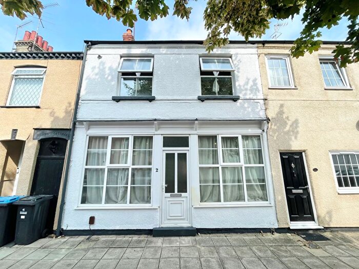 3 Bedroom Property To Rent In St. Giles Street, New Bradwell, MK13