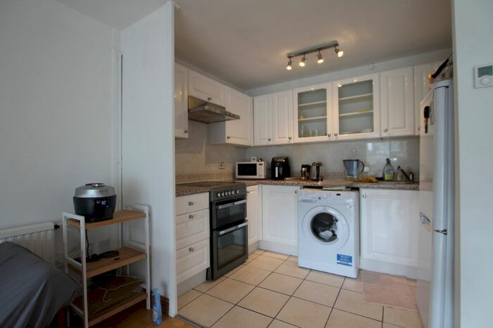 Studio To Rent In Lambton Road, London, SW20