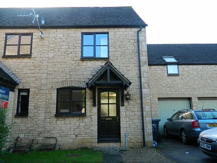 2 Bedroom Semi-Detached House To Rent In Painswick Close, Witney, OX28