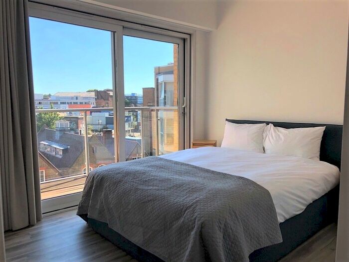 2 Bedroom Flat To Rent In Kentish Town Road, London, NW1