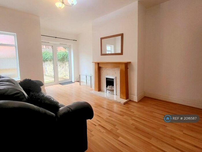 1 Bedroom Flat To Rent In Orchard Road, Lytham St. Annes, FY8