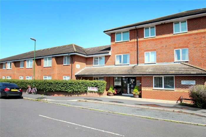 1 Bedroom Apartment To Rent In Irvine Road, Littlehampton, West Sussex, BN17