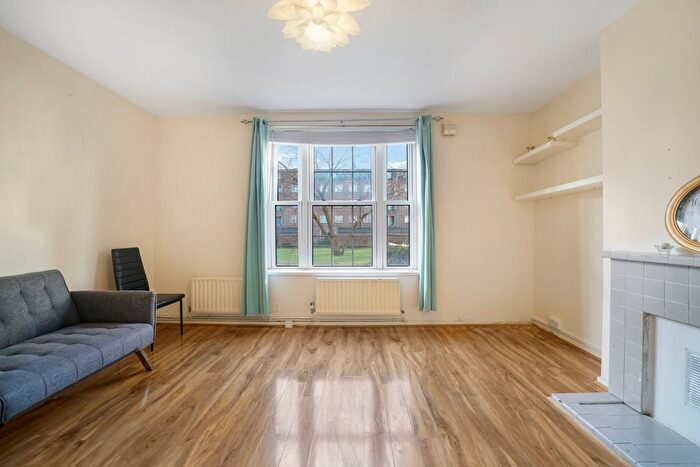 Studio To Rent In Whitby House, Boundary Road, NW8
