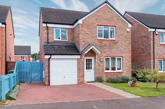 4 Bedroom Detached House For Sale In Glenmill Avenue, Glasgow, G53
