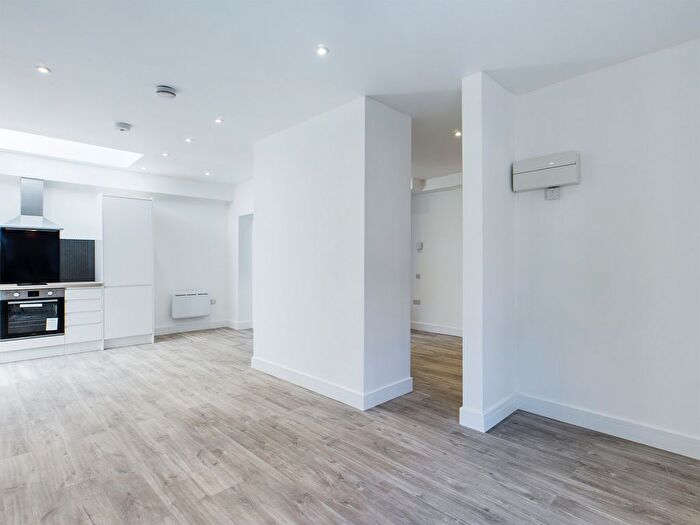 1 Bedroom Studio To Rent In Winchester Street, Town Centre, Basingstoke, RG21