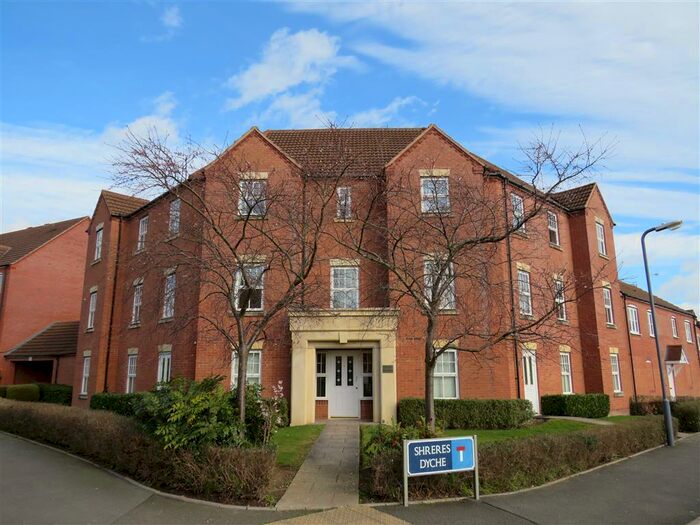 2 Bedroom Apartment To Rent In Shreres Dyche, Warwick, CV34